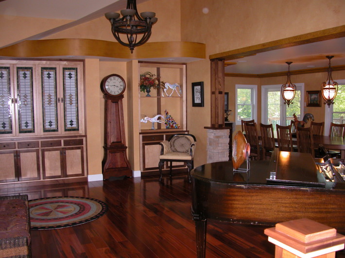 286×240 Regan living room